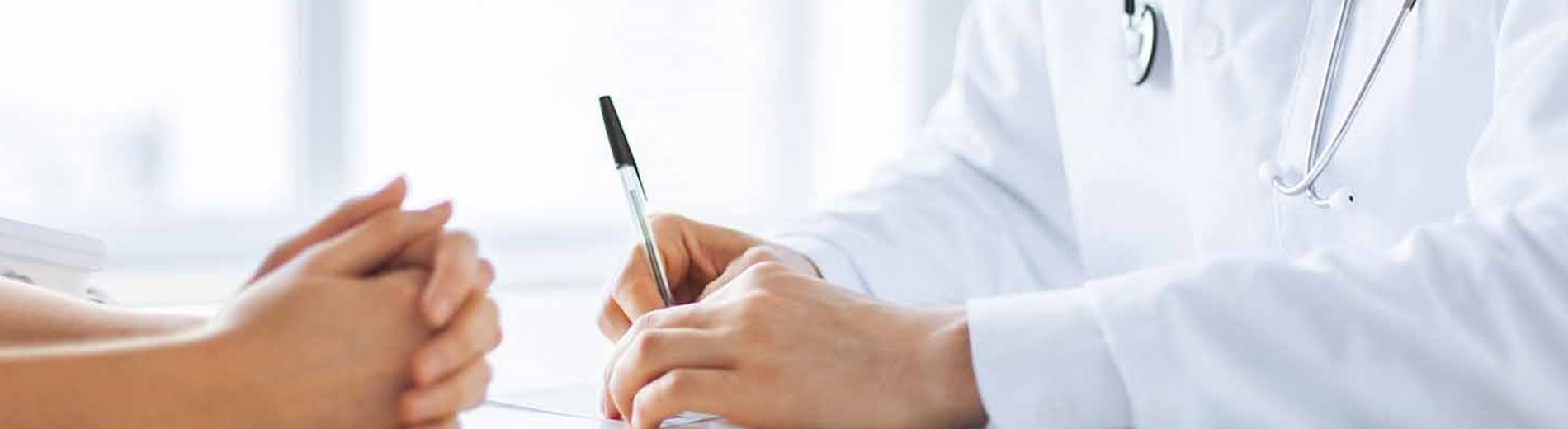 KHÁM VÀ ĐIỀU TRỊ BỆNH